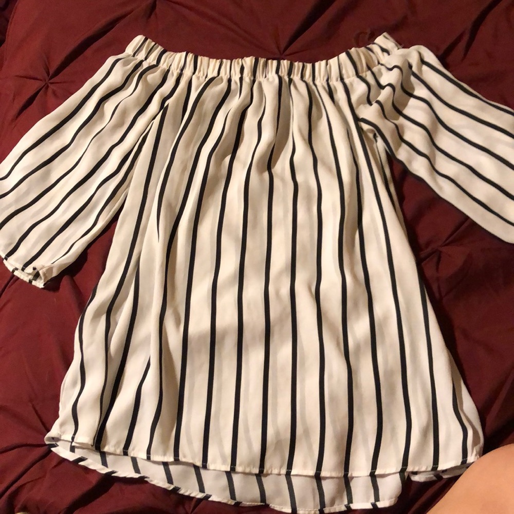 off shoulder shirt